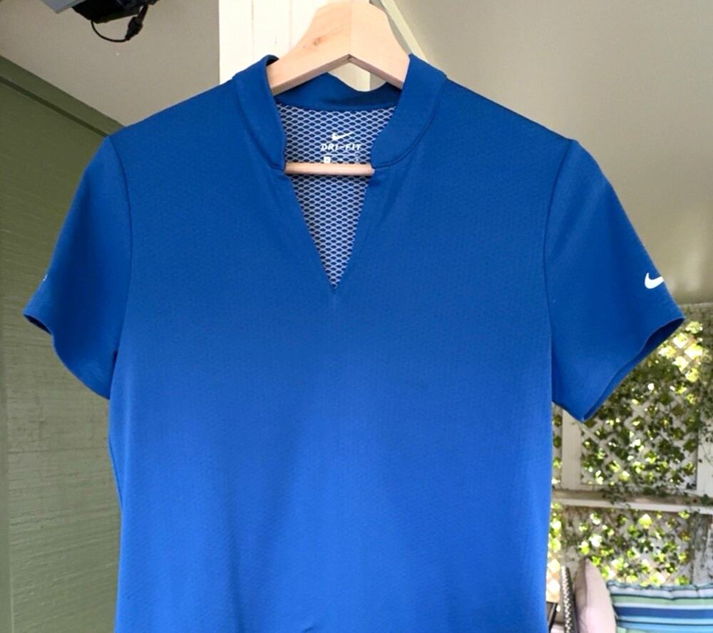 Nike Dri-FIT Women's M Blue Collared Polo Short Sleeve Breathable Golf